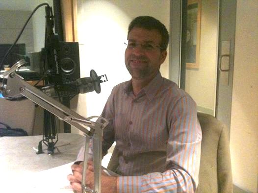 eremy Adam Smith prepares for an interview at KALW's studios in 2014. // Public Press - See more at: https://sfpublicpress.org/blog/2015-03/public-press-report-leads-to-discussions-on-segregation#sthash.1YDG1shh.dpuf